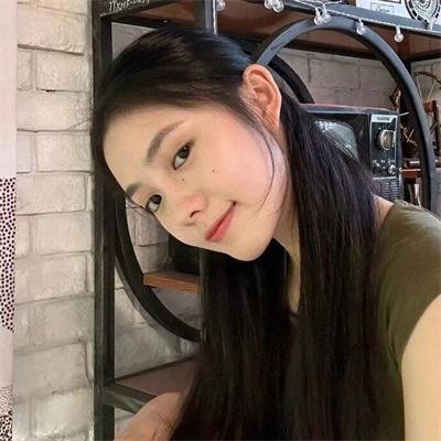 红妆问佳人